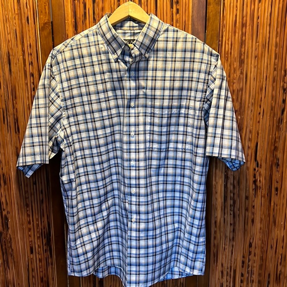 NWOT Jos. A. Bank Button Down Short Sleeve Dress Shirt - Picture 1 of 5